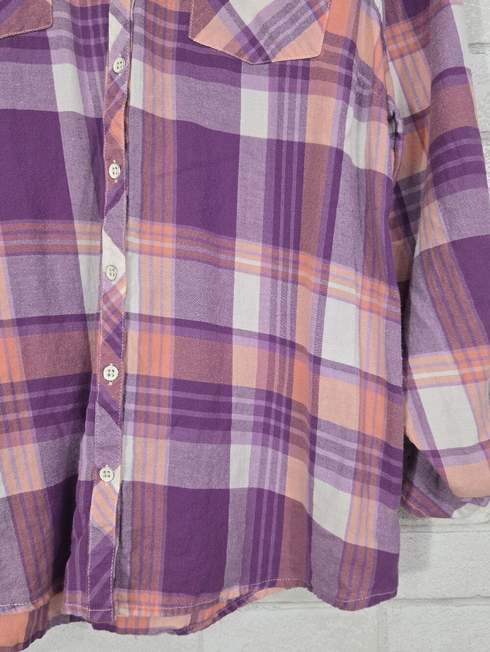 Relativity flannel print button down - Picture 4 of 13